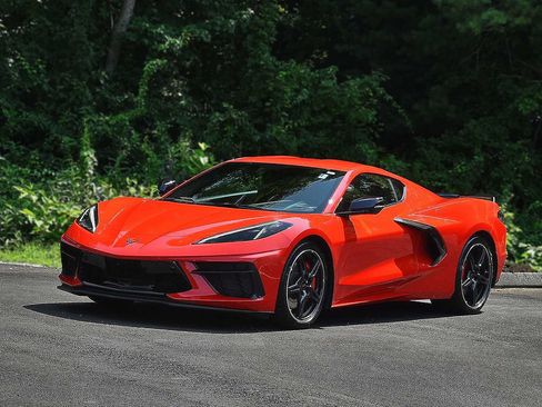 Used 2021 Chevrolet Corvette Stingray Premium Cpe w/ Z51 Performance Package RWD image 15