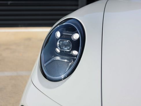 Certified 2021 Porsche 911 Turbo image 13