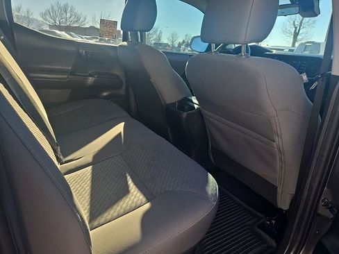 Used 2022 Toyota Tacoma SR image 24