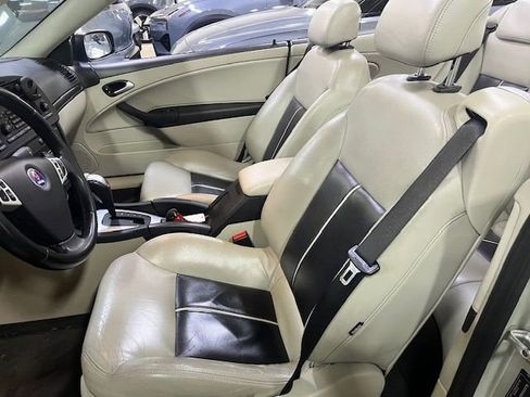 Used 2005 Saab 9-3 Aero image 6