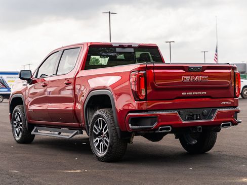 Used 2023 GMC Sierra 1500 AT4 w/ AT4 Premium Package AWD/4WD image 5
