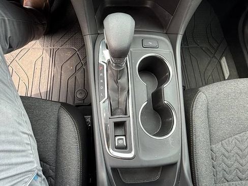 Used 2024 Chevrolet Equinox LT w/ LPO, Floor Liner Package AWD/4WD image 18