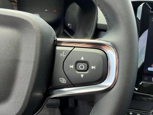Used 2023 Volvo C40 P8 Recharge Plus w/ Protection Package Premier AWD/4WD image 13