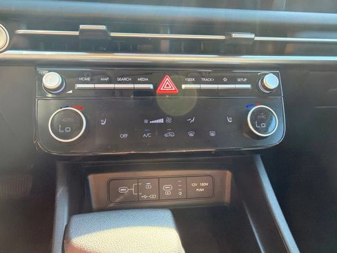 Used 2025 Hyundai Tucson SEL AWD/4WD image 23