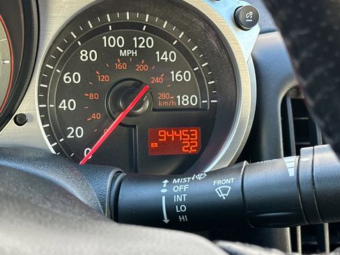 Used 2014 Nissan 370Z Touring w/ Sport Package image 38