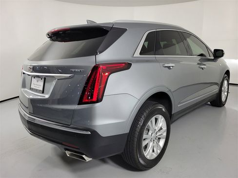 Used 2023 Cadillac XT5 Luxury image 4