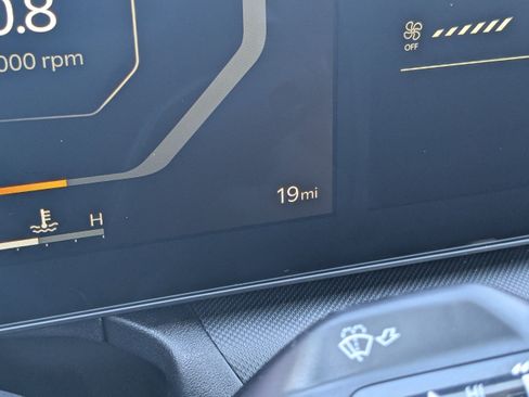 New 2025 Kia K4 GT-Line Turbo FWD image 33