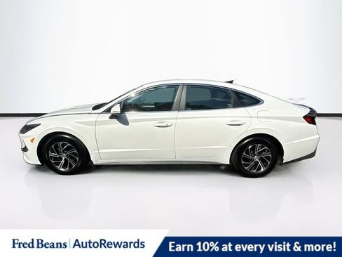 Used 2022 Hyundai Sonata Blue w/ Cargo Package FWD image 4
