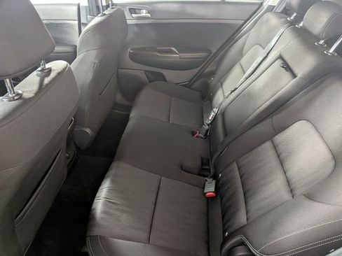 Used 2017 Kia Sportage LX image 21