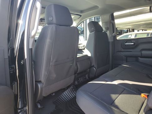 New 2026 Chevrolet Silverado 1500 Custom Trail Boss w/ LPO, Dark Essentials Package AWD/4WD image 14