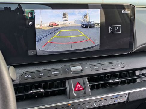 Used 2025 Kia K4 LXS image 16