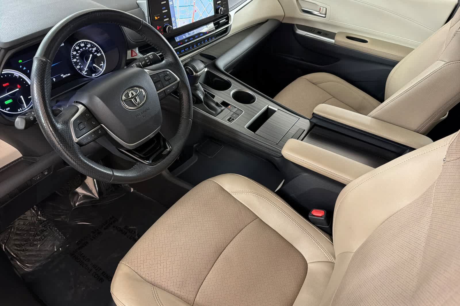 Used 2021 Toyota Sienna Limited AWD/4WD image 11