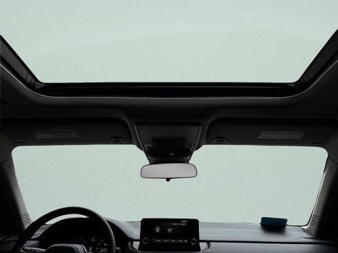 Certified 2025 Honda Accord SE image 32