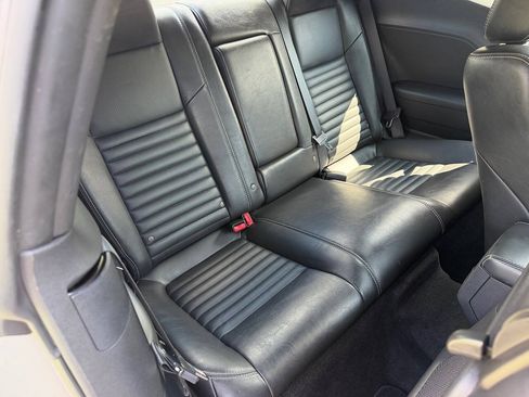 Used 2010 Dodge Challenger R/T RWD image 17
