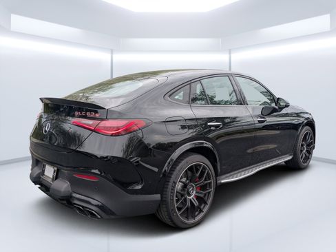 New 2025 Mercedes-Benz GLC 63 AMG S image 3