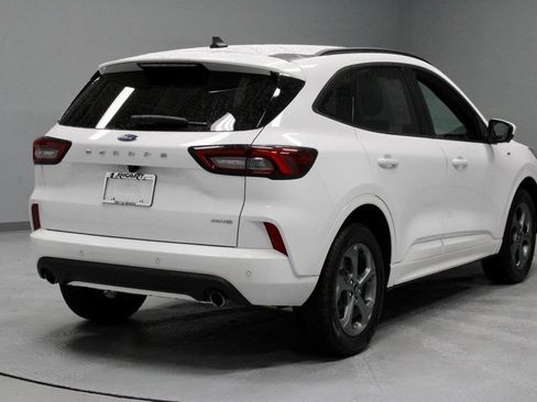 Certified 2023 Ford Escape ST-Line Select w/ Tech Pack #2 AWD/4WD image 11