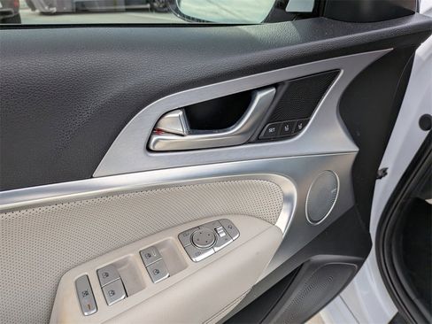 Used 2019 Genesis G70 2.0T Advanced w/ Elite Package image 10