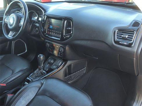 Used 2018 Jeep Compass Limited image 26