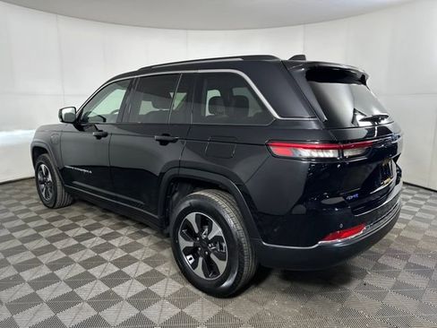 Used 2023 Jeep Grand Cherokee 4WD 4xe image 5