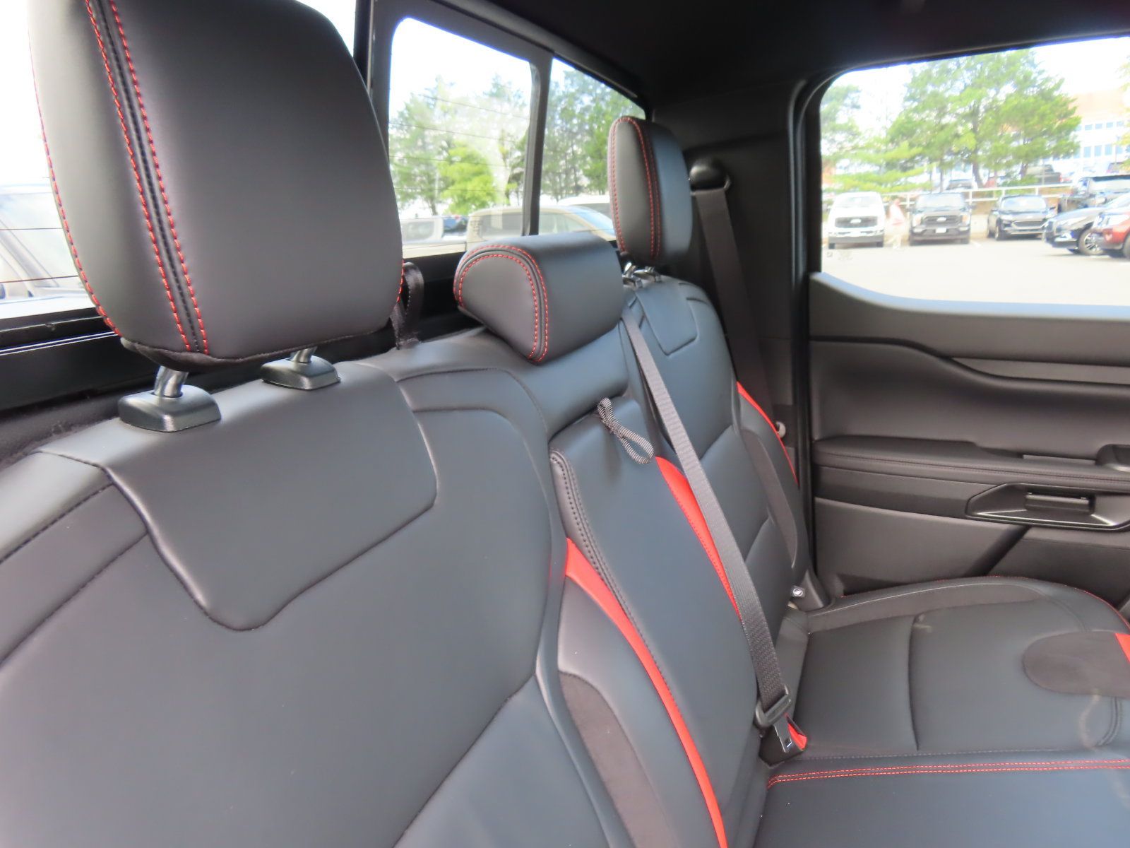 Used 2025 Ford Ranger Raptor AWD/4WD image 40