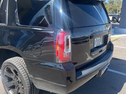 Used 2019 GMC Yukon SLT image 8