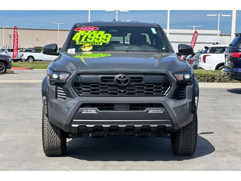 Used 2026 Toyota Tacoma TRD Off-Road w/ TRD Off Road Upgrade Package AWD/4WD image 9