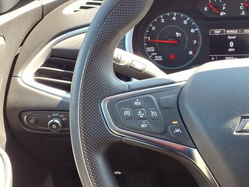 Used 2024 Chevrolet Malibu LT FWD image 14