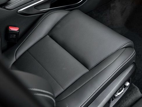 New 2026 Jaguar F-PACE R-Dynamic S image 28