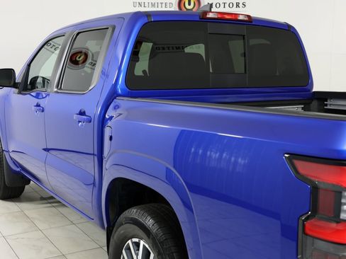 Used 2024 Nissan Frontier SL w/ Technology Package image 46