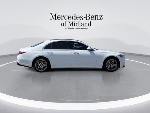 Used 2024 Mercedes-Benz S 580 4MATIC Sedan image 9