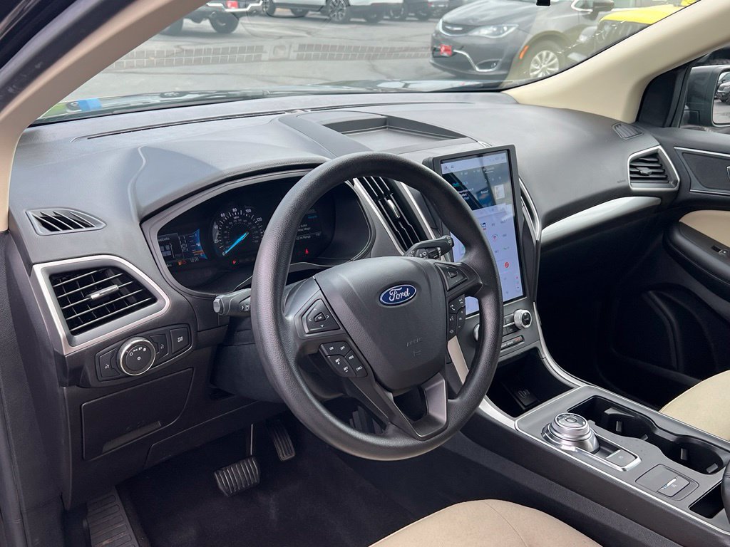 Used 2022 Ford Edge SE AWD/4WD image 26