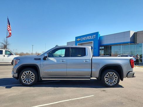 Used 2023 GMC Sierra 1500 Denali Ultimate image 3