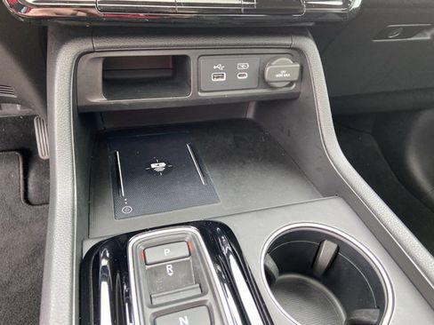 Used 2023 Honda Pilot Touring image 39