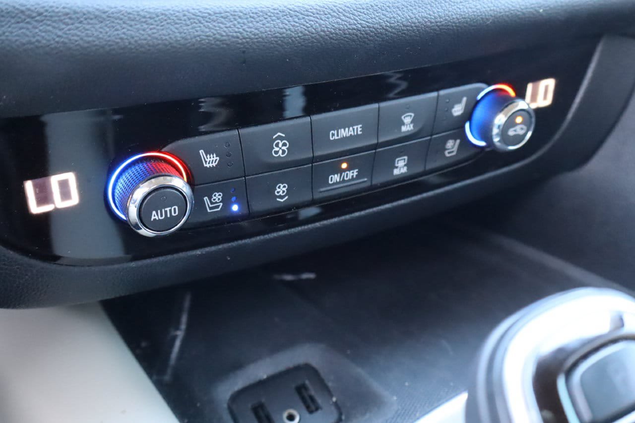 Used 2019 Buick Enclave Premium FWD image 26