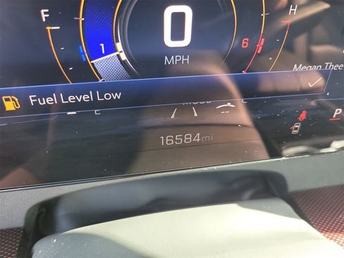 Used 2024 Chevrolet Traverse RS image 33