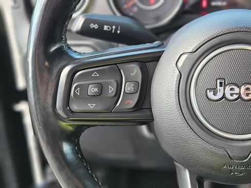Used 2022 Jeep Wrangler Unlimited Sport AWD/4WD image 25