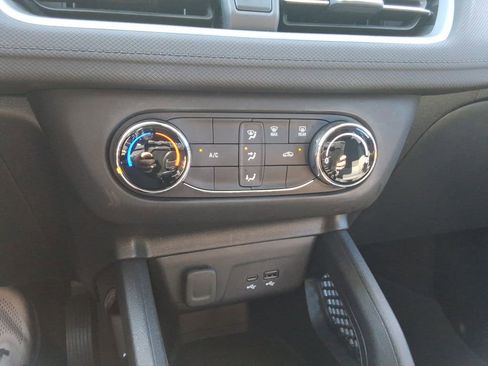 Certified 2024 Chevrolet TrailBlazer LS w/ LS Convenience Package FWD image 31