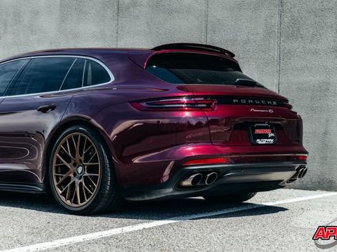 Used 2018 Porsche Panamera 4S AWD/4WD image 54