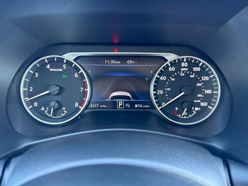 Used 2025 Nissan Sentra SV w/ All-Weather Package image 10