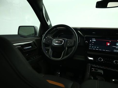 Used 2023 GMC Sierra 1500 AT4 w/ AT4 Preferred Package AWD/4WD image 39