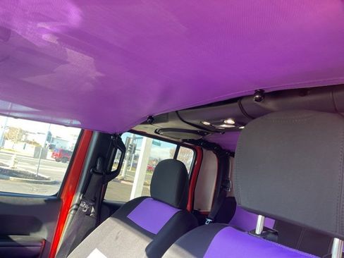 Used 2020 Jeep Gladiator Sport w/ Quick Order Package 23S image 9