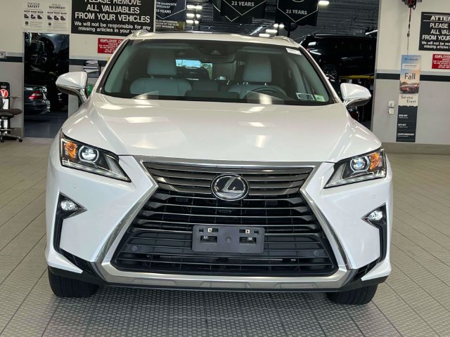 Used 2019 Lexus RX 350 AWD w/ Navigation Package image 2