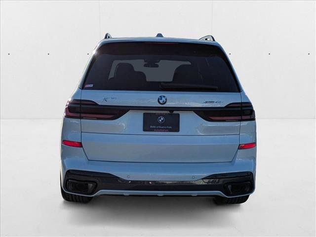 Used 2026 BMW X7 xDrive40i w/ M Sport Package AWD/4WD image 8
