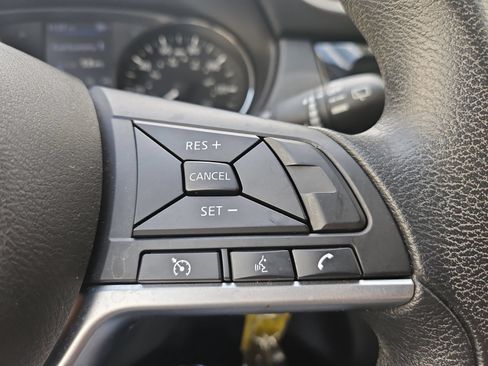 Used 2019 Nissan Rogue Sport S w/ Appearance Package AWD/4WD image 28