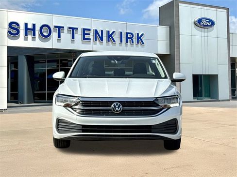 Used 2024 Volkswagen Jetta S image 2