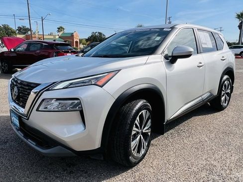 Certified 2023 Nissan Rogue SV image 3