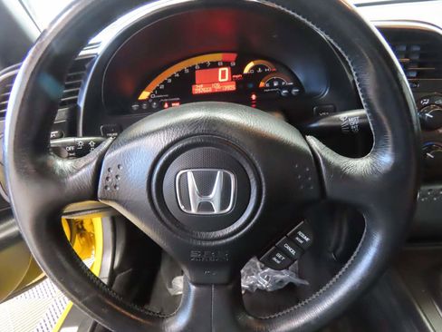 Used 2006 Honda S2000 image 12