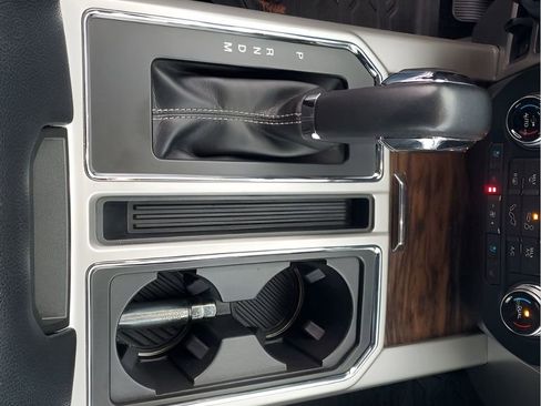 Used 2019 Ford F150 Lariat w/ Equipment Group 502A Luxury image 39