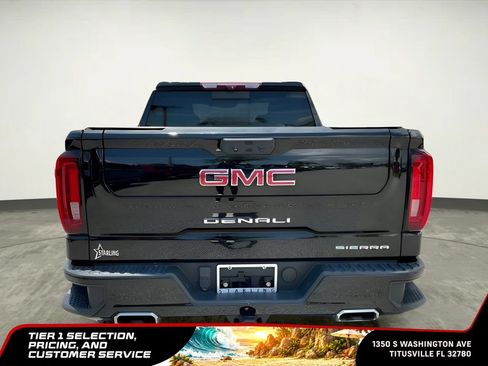 Used 2023 GMC Sierra 1500 Denali w/ Technology Package AWD/4WD image 7