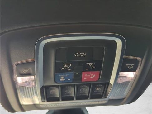 Used 2020 RAM 1500 Laramie w/ Sport Appearance Package AWD/4WD image 23
